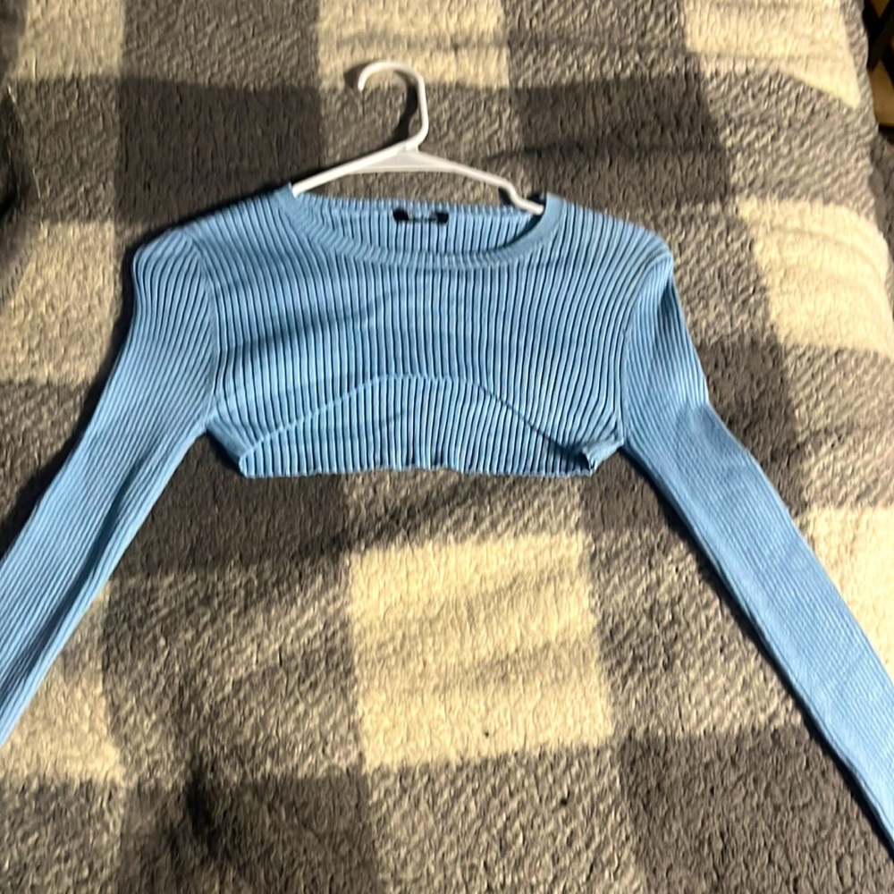 Shein cropped long sleeve size small